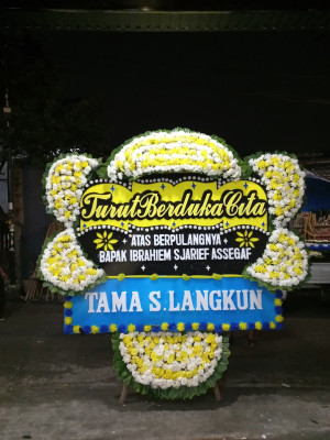 Papan Bunga Duka di Kepenuhan Hulu